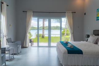 The Hawk's Nest Resort - 8