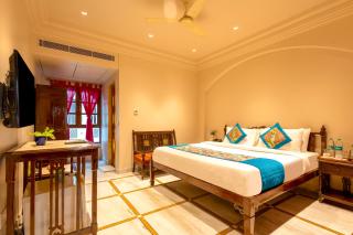 Jyoti Mahal - Top Selling - Award Winning Royal Heritage Hotel - Close to Connaught Place - 1