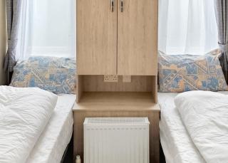 Castaways Holiday Park - 6