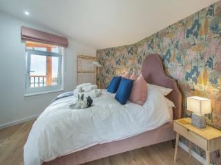 The Nest - Uk50122 - 1