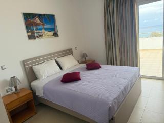 Red Hibiscus Stegna - 6