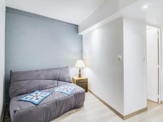 Appartement 6 personnes, 2 chambres, balcon, parking couvert, proche pistes - FR-1-404-180 - 6