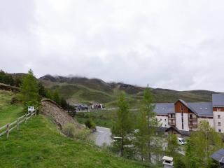 Chalet Duplex à Peyragudes – 3 Chambres, Cheminée, Terrasse, Près des Sentiers et Télécabine - FR-1-695-38 - 5