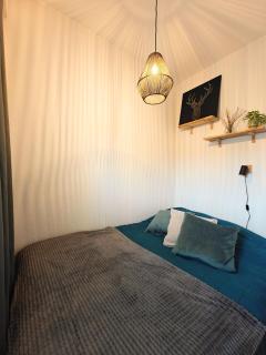 Arctic Pearl City home with Sauna - 4