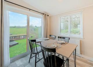 Badgers Retreat Holiday Park - 1