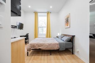 Magnificent Studio with FREE parking near downtown - 2