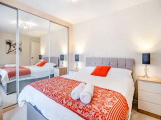 Marina View Apartment - 8