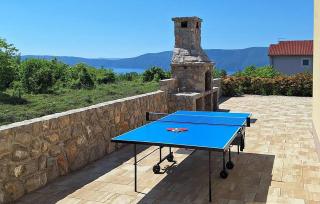 Gorgeous Home In Linardici - 2