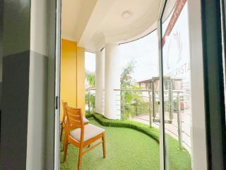 Golden Crystal Hotel in East Legon - 2