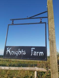 Beautiful Barn Conversion, 3 Bed, hot tub, sauna, gym, enclosed garden - 7