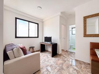 New Central Apartment with Elevator - 1