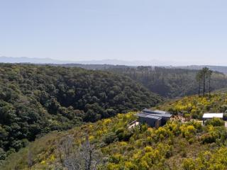 Cliffside Suites - 5