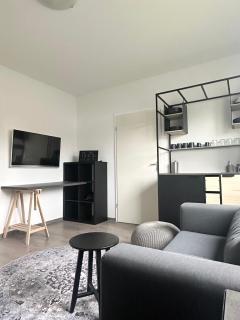 Messe Apartment - Near Trade Fair Grounds - 0