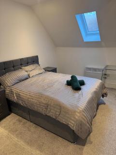 Flat 9 - Epsom High Street - 4