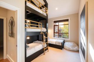 Fitzsimmons Walk 21 by Outpost Whistler - 6