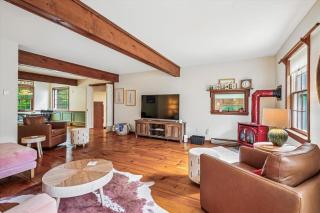 Fern and Fox Chalet - 8