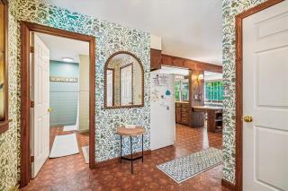 Fern and Fox Chalet - 1