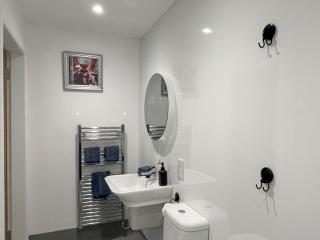 Grey Rocks Apartment - 1