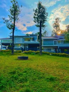 Queen's Villa Yercaud - 2