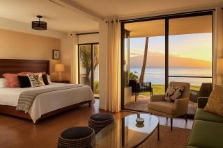 Oceanfront Lauloa 106 - Ground Floor, Modern Renovation, Split-AC, Walk to Beach - 1