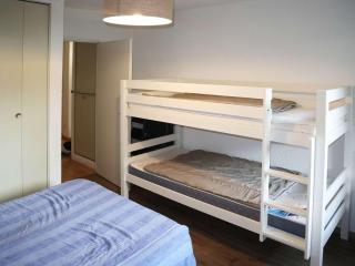 Appartement rénové pour 8 pers, skis aux pieds, cœur de station, grande terrasse, box à skis - FR-1-322-564 - 4