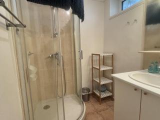 Villa au Port d'Hyères avec Terrasse, Véranda et Clim - Proche Plages et Commerces - FR-1-335-158 - 1