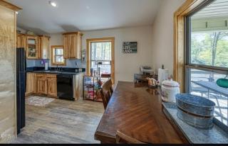 The Cottage on Douglas Lake Cove - 6