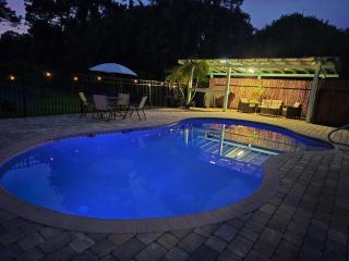 Naple's paradise heated pool - 2