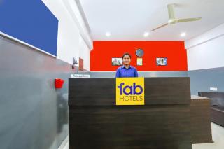 FabExpress Starhood - Nr Lanco Hills, Manikonda - 8