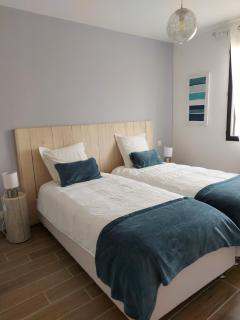 New cottage with indoor pool - 1