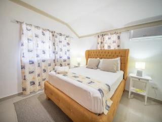 Charming 1b Apto Walk To The Beaches Main Street - 0