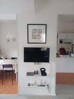 Urban Hub Apartment - 6