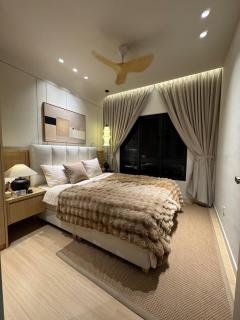 Lakeside Desapark KL PremiumHomestay can fit 6 pax - 8