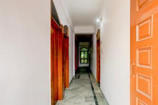 SPOT ON The Relax P Guest House - 6