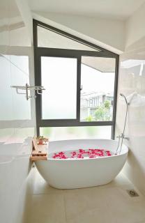 Swan Suite Villa - 8