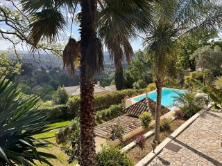 Luxury Villa and Panoramic View in Spéracèdes - 9