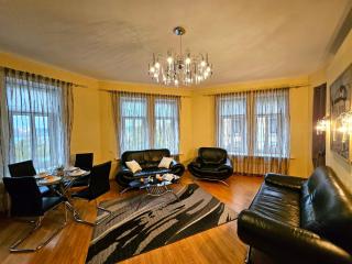 Old Town 2 Bedroom Apartment with Stunning River View by Dome Square and Presidential Castle - 1