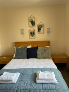 No 2 High Park Lodges - 7