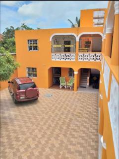 Apartamentos España - 0