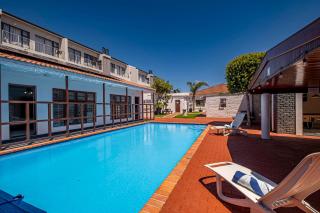 5 Third Avenue Guesthouse - 9