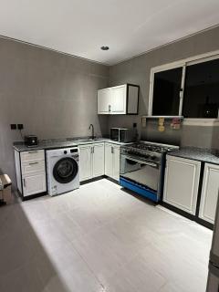 شقق إبروس الذاتية - 4