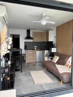 Appartement T2 dans jolie résidence avec piscine - 8