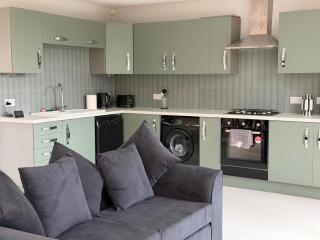 Sheffield City Comfort Apartment - 8