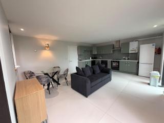 Sheffield City Comfort Apartment - 8