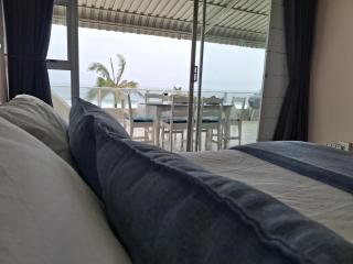 Libra Holiday Flats 1 - 8