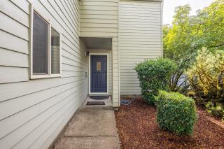 Cozy 3-Bedroom Townhome - 3 Miles from OSU! - 6