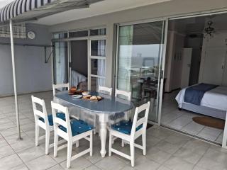 Libra Holiday Flats 1 - 1