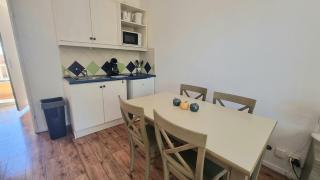 At K&D studio 16, pool, Netflix - Saint-Raphaël - 1