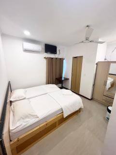 Heyleez Guest House - 7