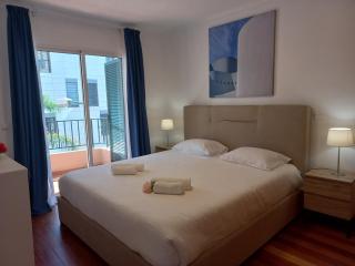 Monumental Sur Mer - 2